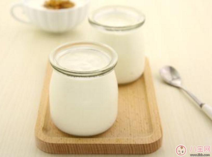 Which foods are helpful for men to increase their virility after drinking yogurt