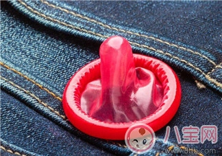 Are you using the right condom? Be careful about wrong contraceptive habits.