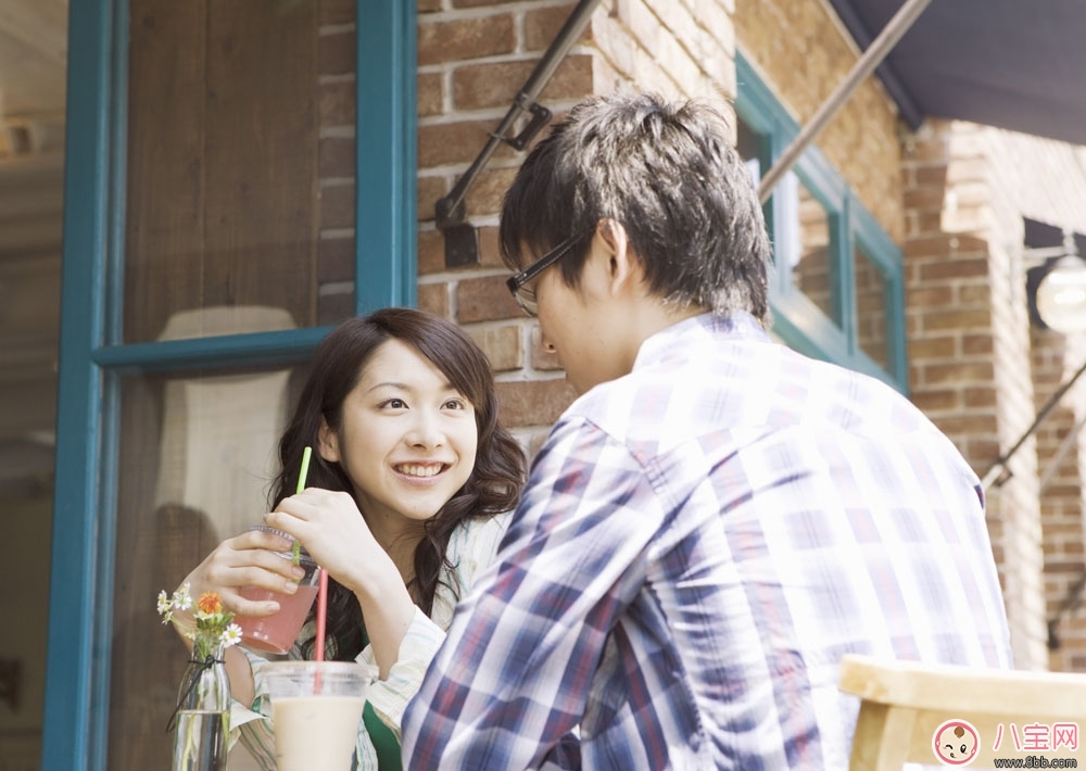 How to do singles on a date during the Mid-Autumn Festival? What behaviors do girls find most intolerable to boys? 